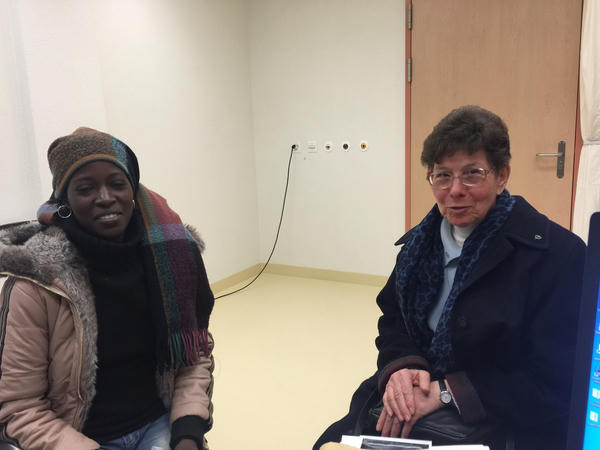 khady-avec-soeur-michele.jpg